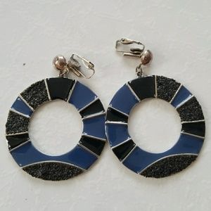 Costume jewelry, clip on earrings